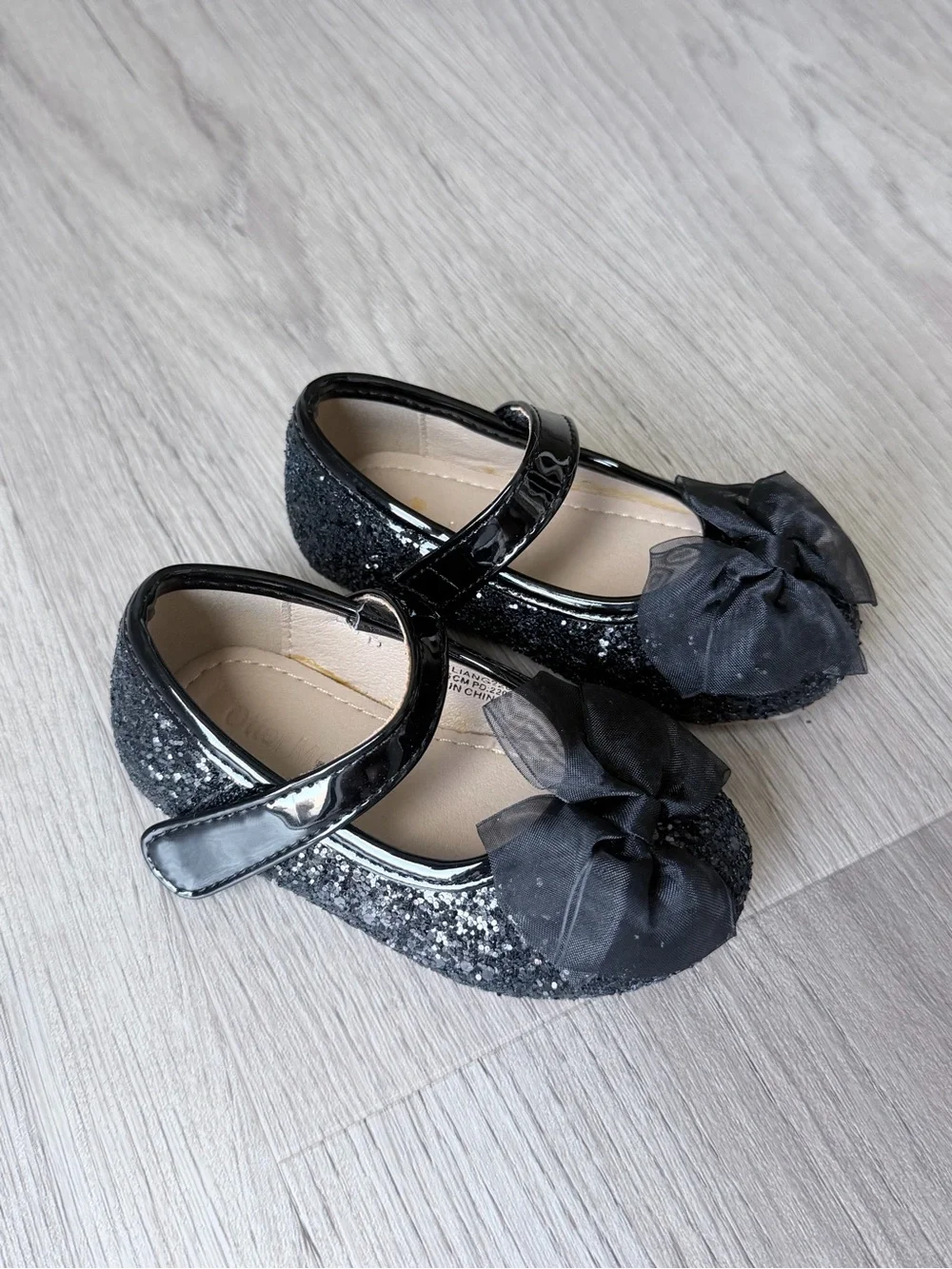 Lot of 3 pair Toddler Kids Shoes - Black, White, Silver Glitter (sizes 5 & 7)